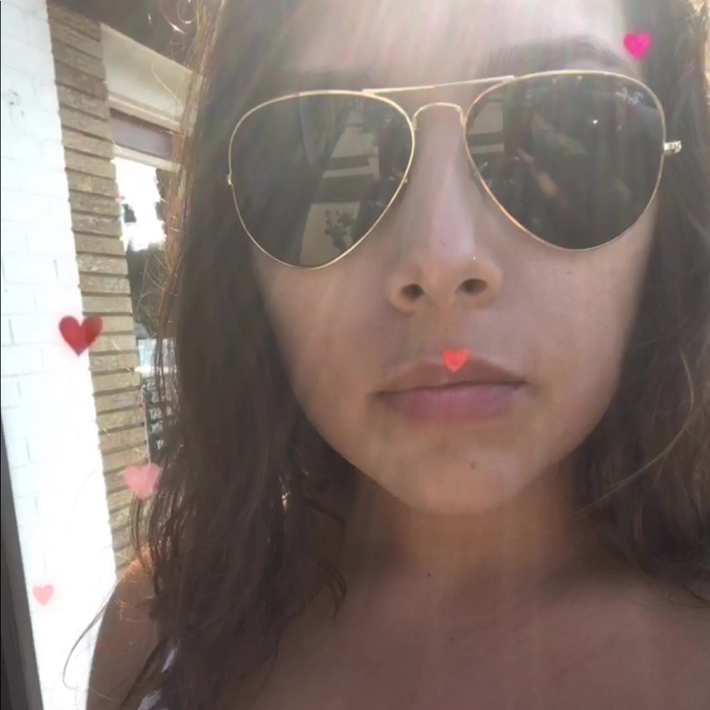 Meet your Posher, Andrea